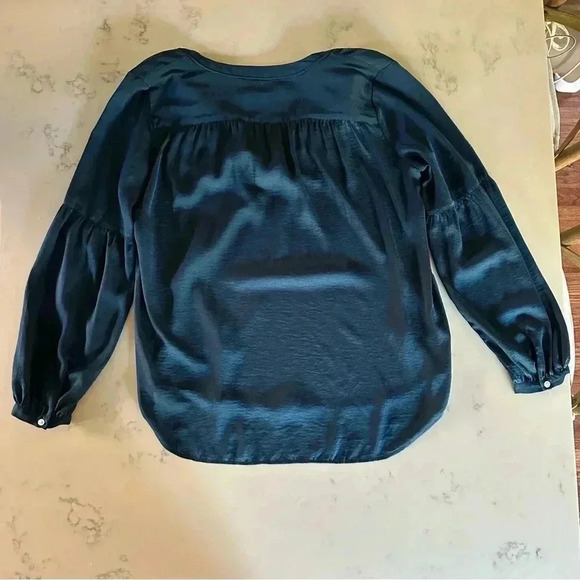 Loft Blue Peasant Top Long Sleeve Tie V Neck Silky Size M - Picture 10 of 13